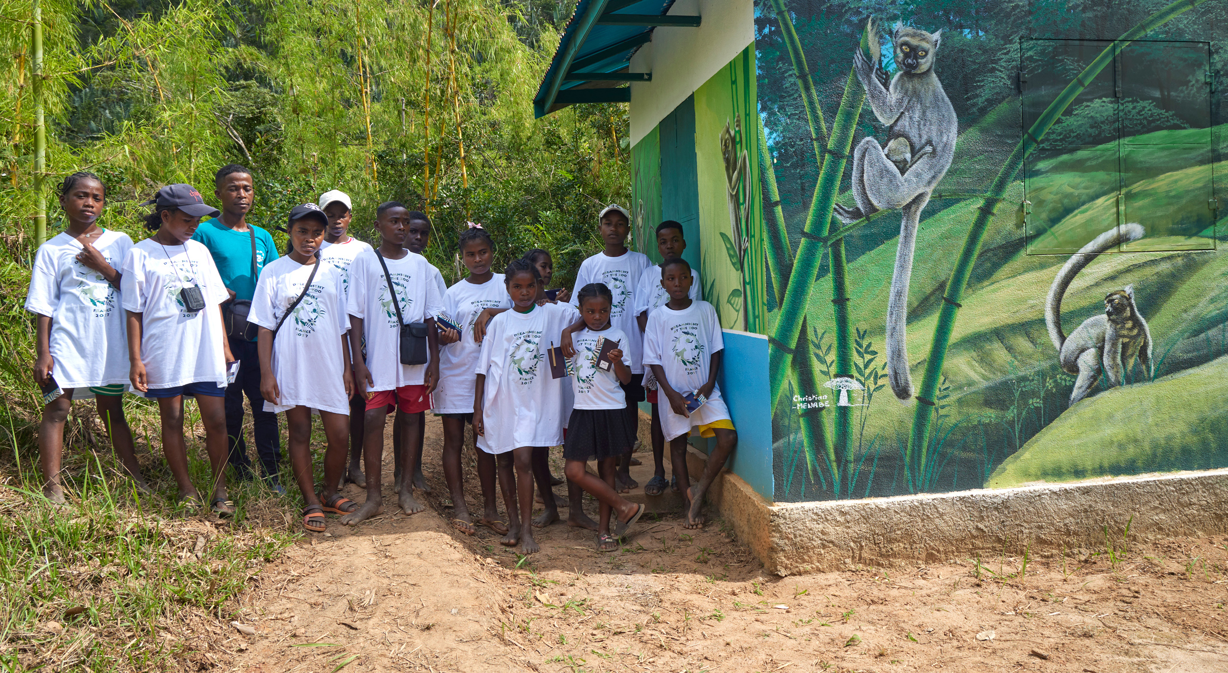 Classe verte organisée par l'association Helpsimus à Madagascar